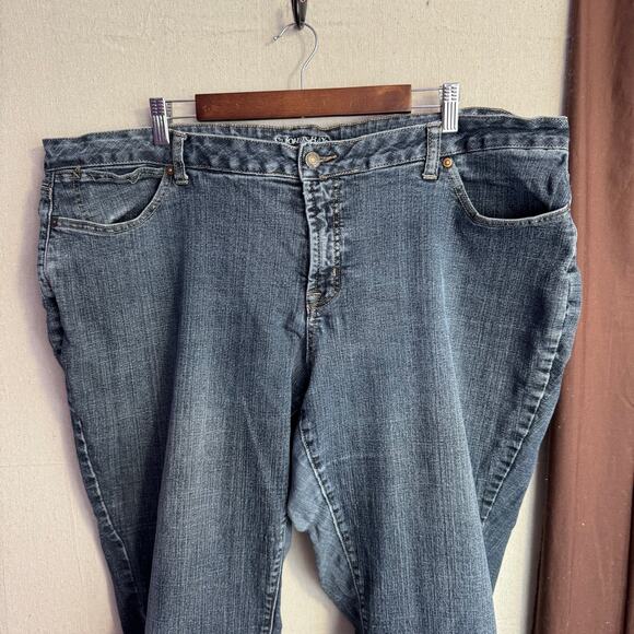 St John's Bay Women's Jeans Size 24W Blue Denim Embroidery Pockets Bootcut - Picture 2 of 12